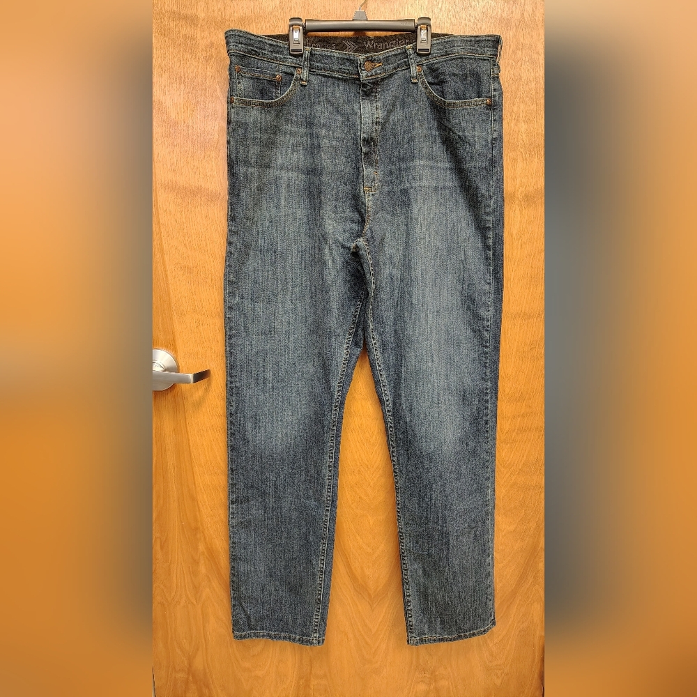 Wrangler Men's Classic Straight Blue Jeans